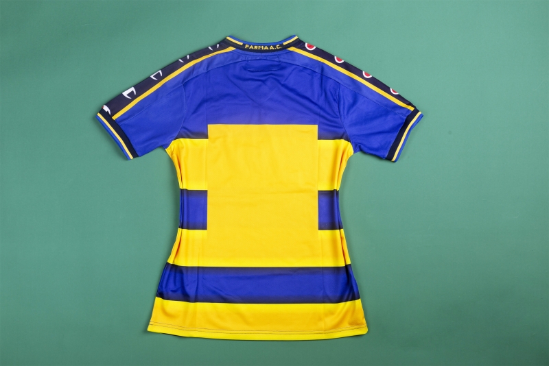 RETRO 01/02 Parma Home Soccer Jersey