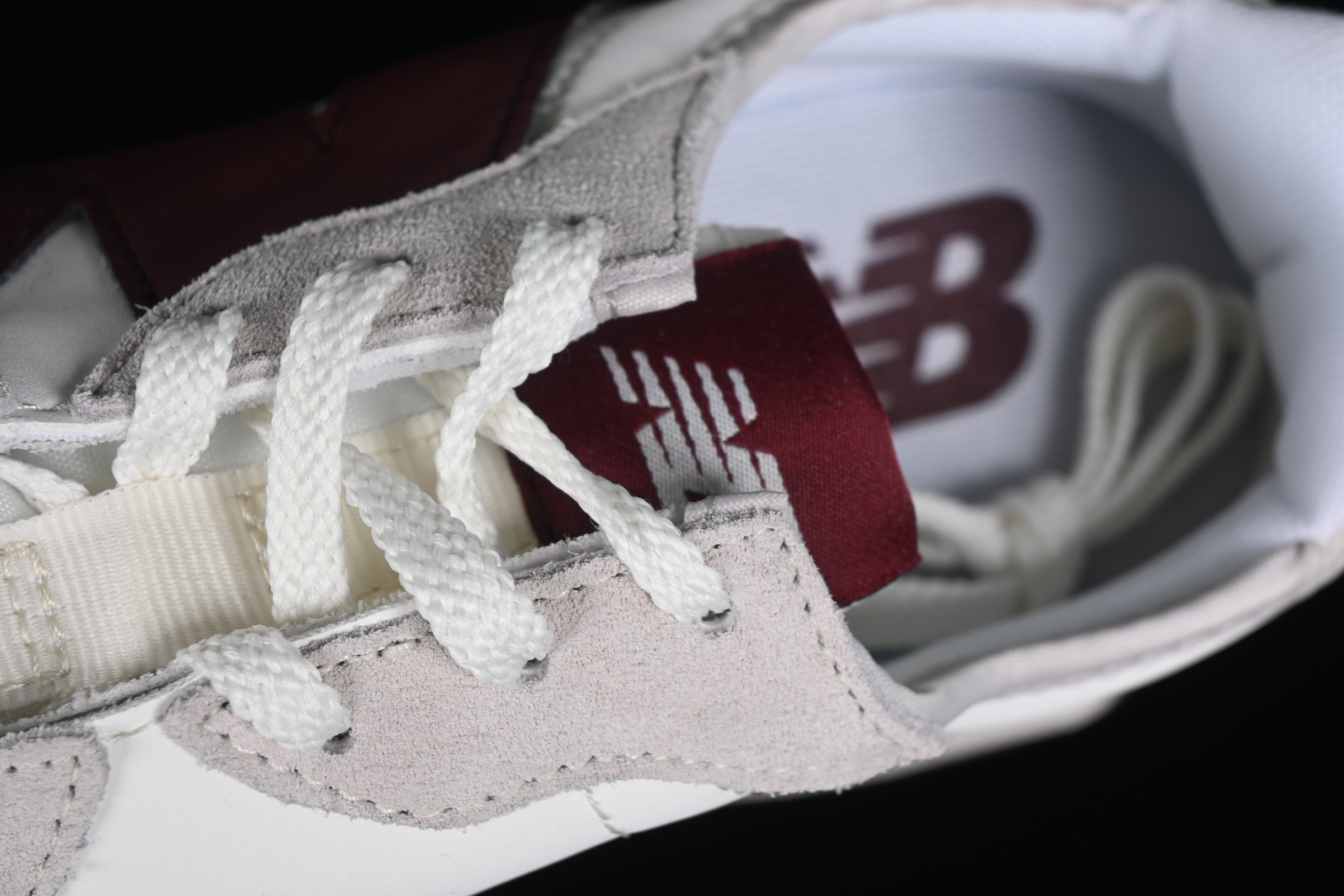 New Balance 327 Series Retro Casual Running Shoes - WS327KA