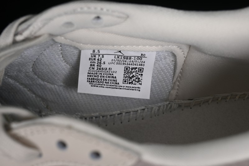 Nike Air Jordan 1 Low OG SP Travis Scott x Fragment Design - LX1988-100