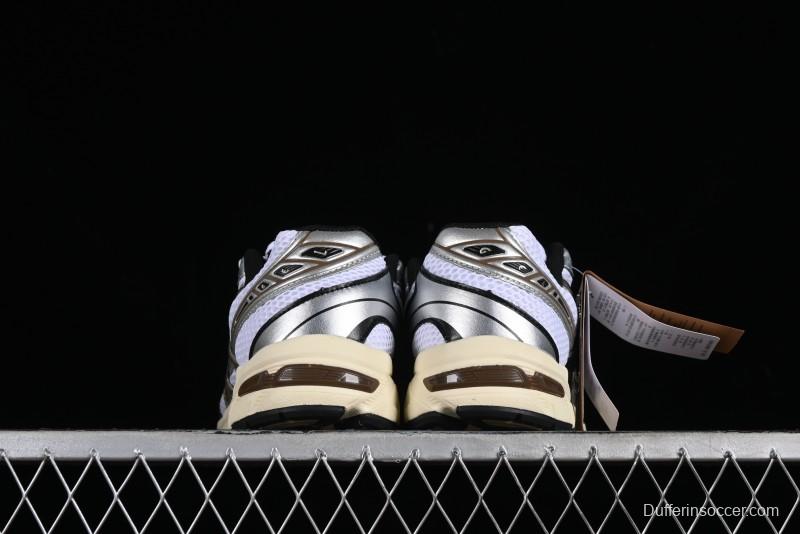 Asics Tiger GEL-1130 Low-Top Retro Running Shoes with GEL Cushioning and Durable Outsole - 1201A256-113