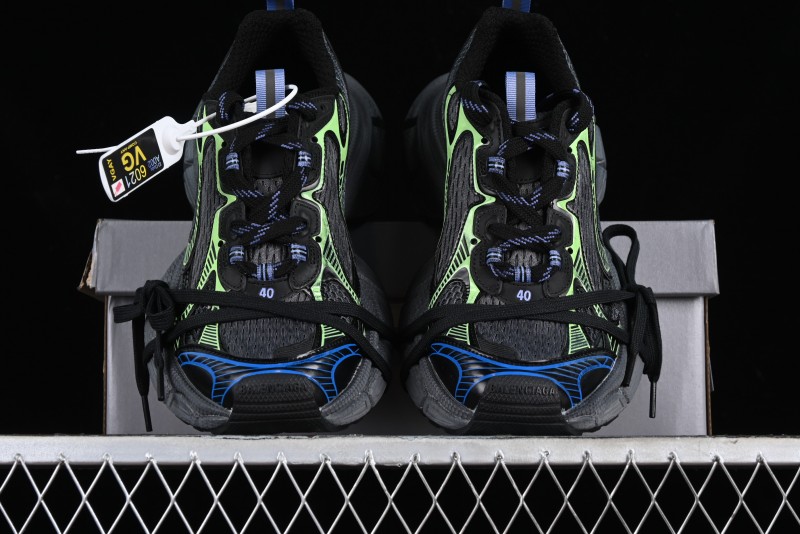 Balenciaga Phantom Sneaker - W3XL51143