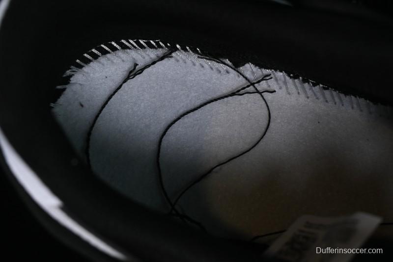 Nike Air Force 1 '07 Low Classic Lace-Up Casual Sneakers in Black & White - ZH0316-018