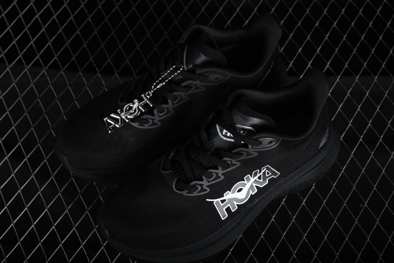 HOKA ONE ONE MACH 6 Flagship Racing Shoes with Carbon Plate Technology and Asymmetric Design - 114791 BLACK