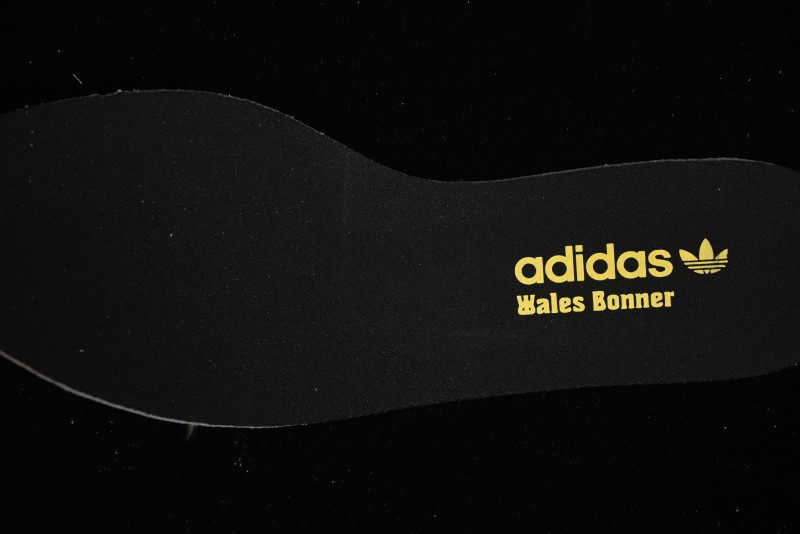 Adidas Wales Bonner x Ad Originals SL 76 IH9906 Low-Top Casual Sneakers with Football-Inspired Design
