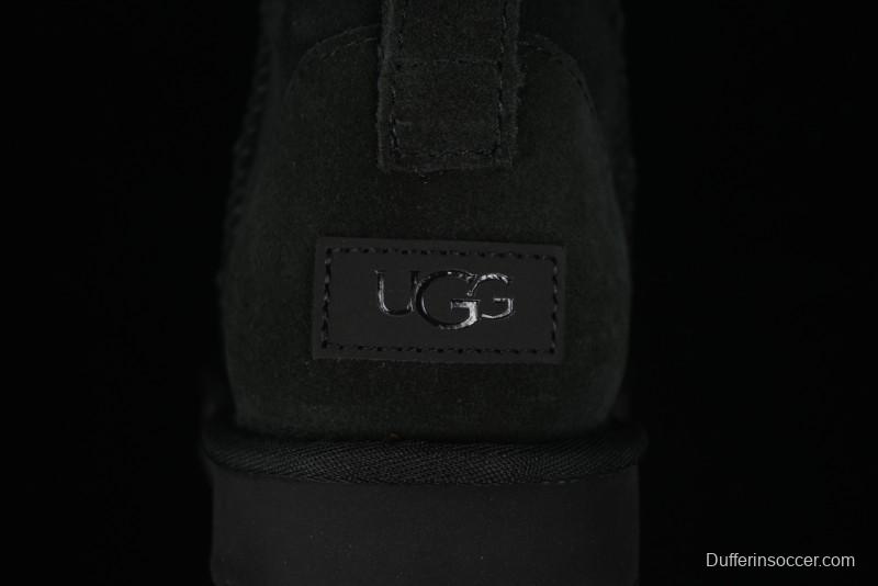 UGG Classic Ultra Mini Short Boots with Genuine Australian Sheepskin and TREADLITE Outsole - 1116109