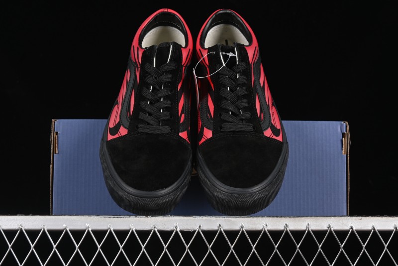 Vans Knu Skool High Street American Retro Canvas Skate Shoes in Black Red - VN0009BCRTU
