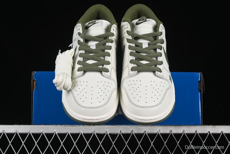 Nike SB Dunk Low x Undefeated Collaboration Casual Skate Shoes - UN1697-633