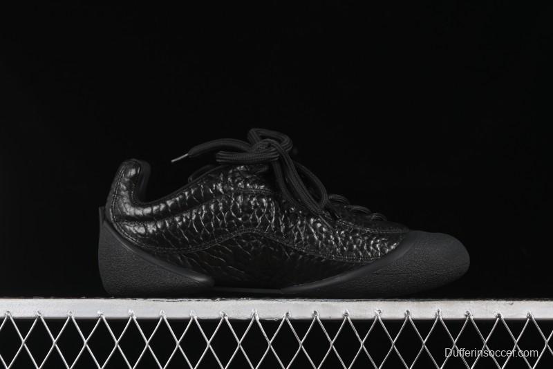 Alexander McQueen Flexion Retro Sneakers in Black with Diamond Grain Calfskin - 8.F6