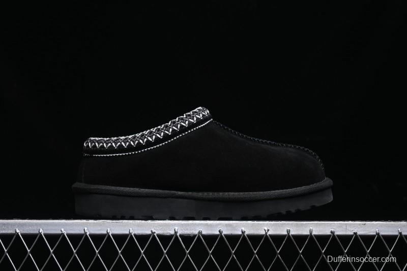 UGG Classic Mini II Snow Boots with TREADLITE Outsole - 5955