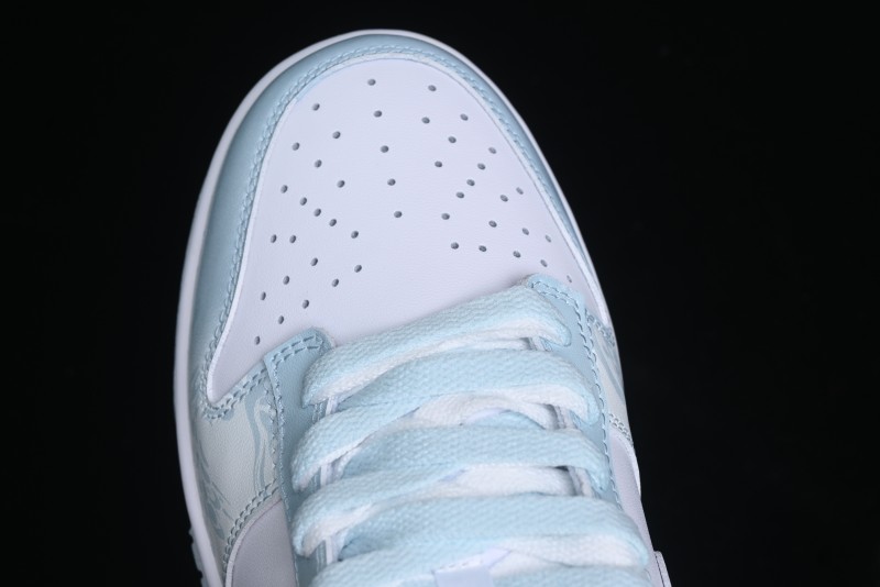 Nike Dunk Low Year of the Dragon Limited Edition Imperial Blue and White Porcelain Low-Top Casual Sneakers - DV0833-104