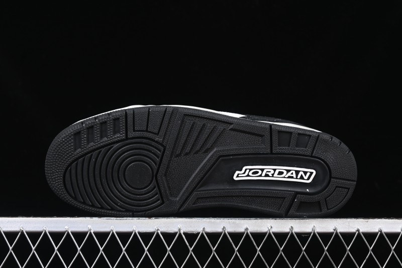Nike Air Jordan Legacy 312 Low Sneakers with Velcro Strap and Triple Design - FQ7827-110