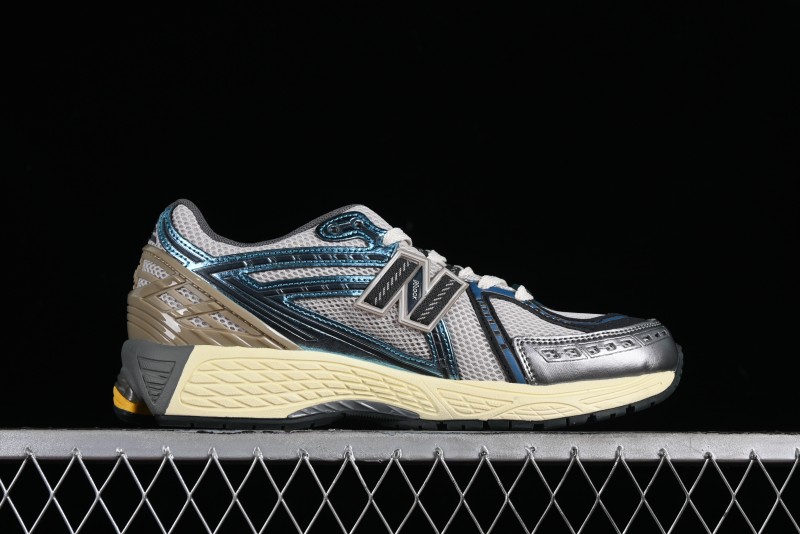 New Balance 1906 Series Retro Dad Style Casual Running Shoes with T-Beam Outsole - M1906RRC