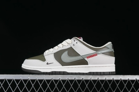 Nike SB Dunk Low Year Of Snake Limited Edition Low-Top Skateboarding Shoes - HV5980-231