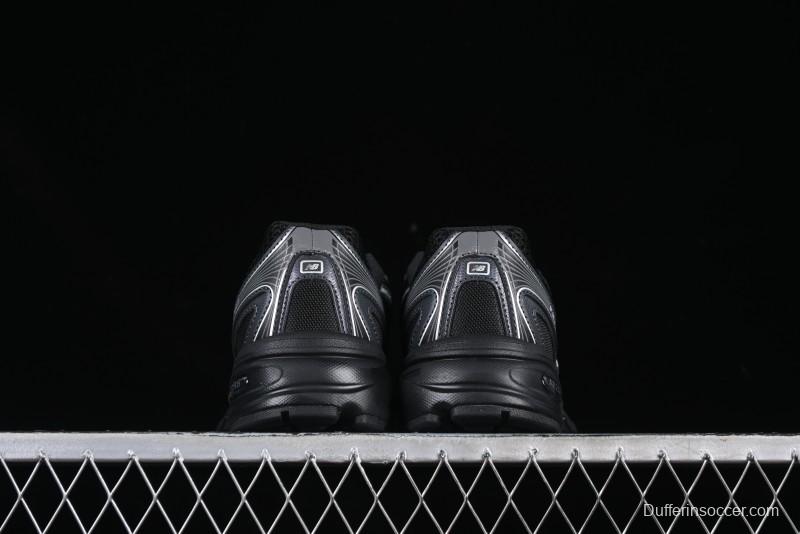 New Balance 740 Black and Silver Retro Running Sneakers for Men