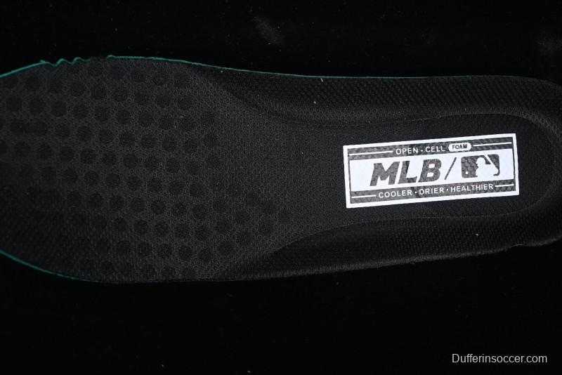 New York Yankees MLB Chunky Liner Custom Platform Sneakers in Neon Pink - 3ASXCA12N50WHS