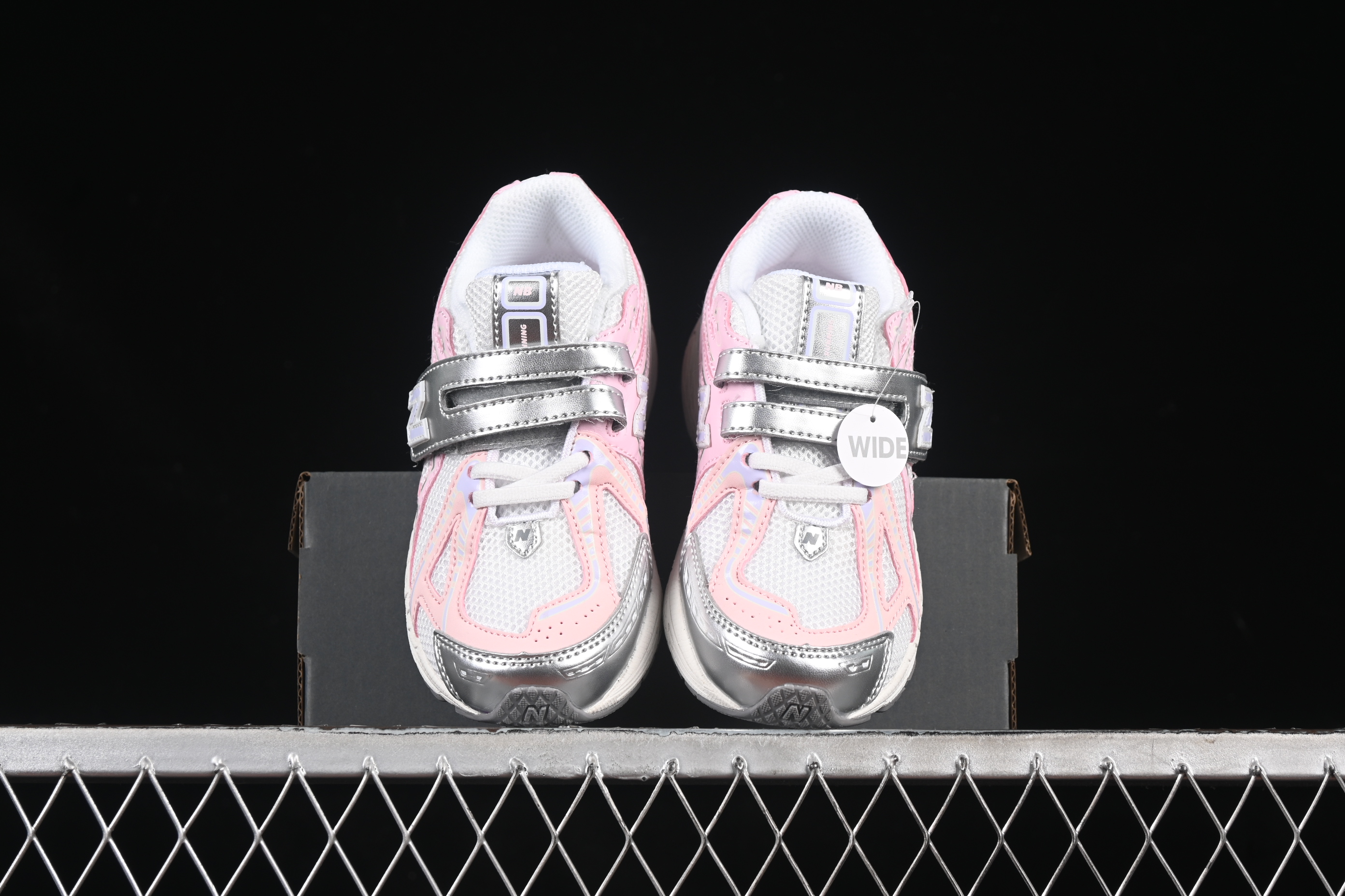 New Balance 1906R Series Kids Hook and Loop Sneakers - PV1906RP
