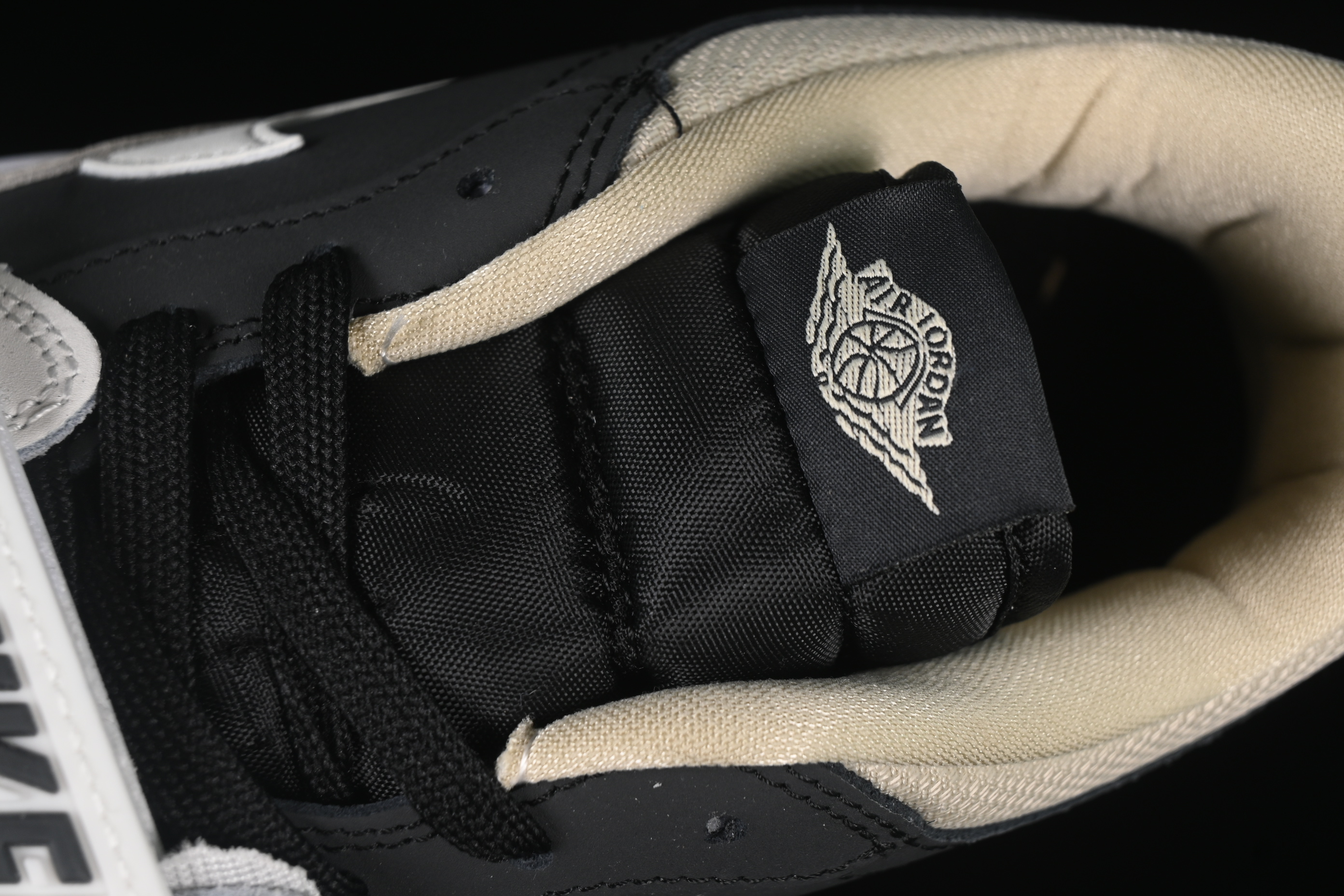 Nike Air Jordan Legacy 312 Low Basketball Shoes with Strap Design - CD9054-020