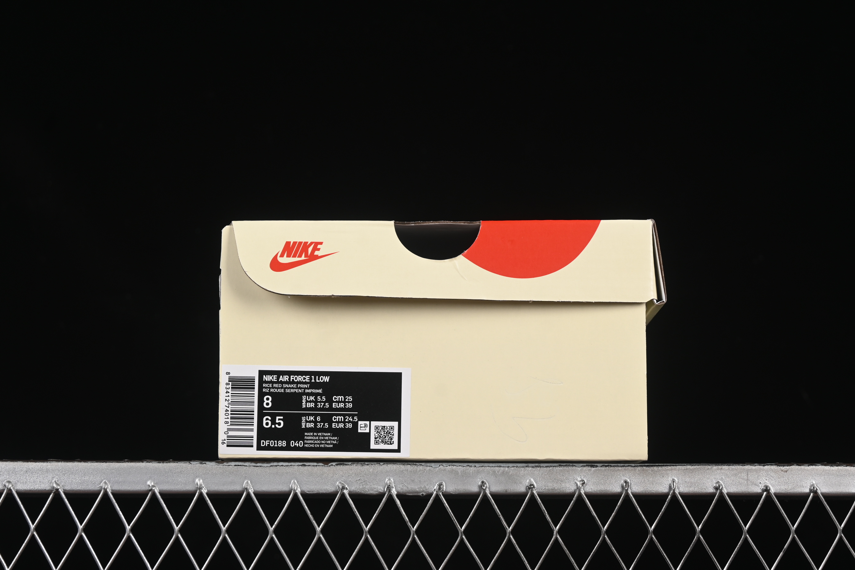 Nike Air Force 1 '07 Low Supreme Collaboration Sneakers with Red Snake Swoosh - DF0188-040