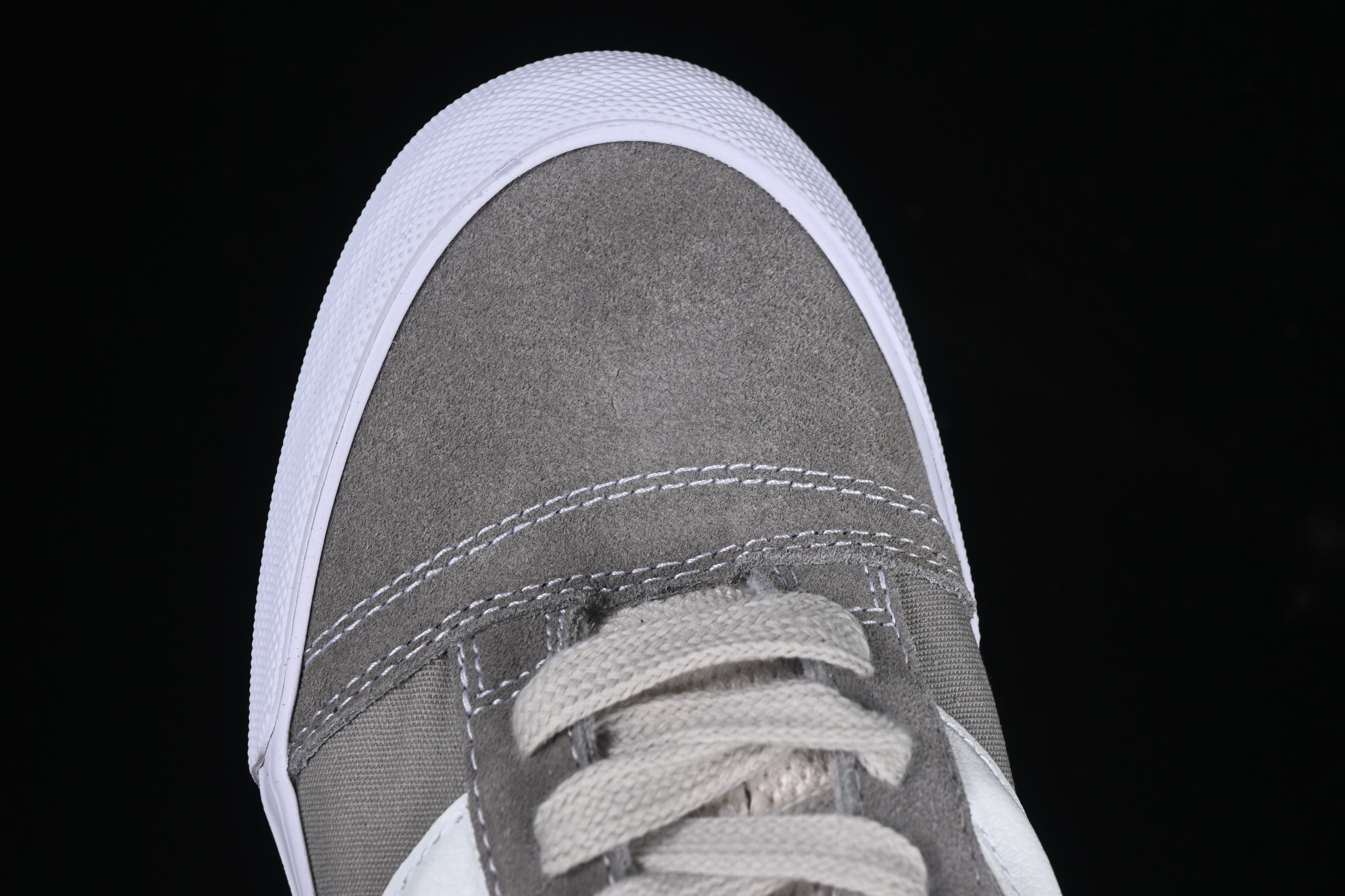 Vans Knu Skool Low-Top Retro Chunky Sneakers - VN000CS0BGG