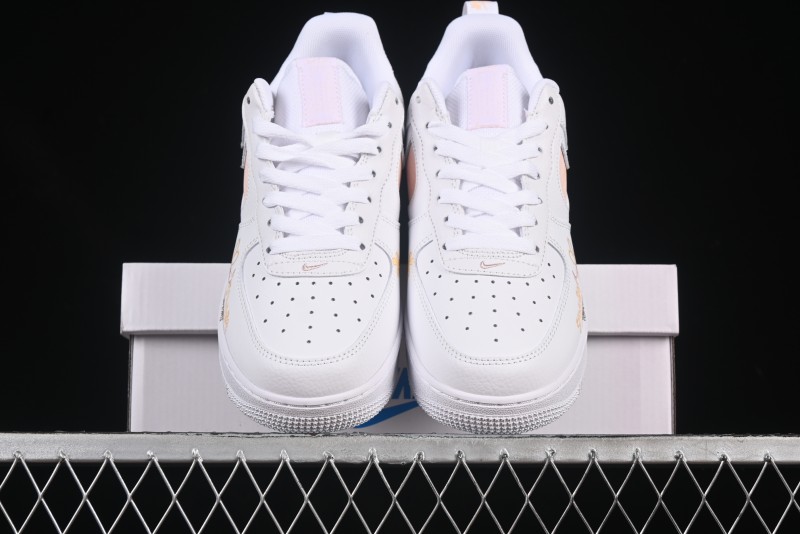 Nike Air Force 1'07 Low SpongeBob SquarePants Casual Sneakers - FB8971-070