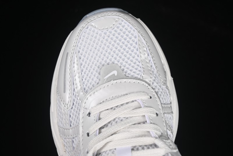 Nike Runtekk V2K Run Cushioned Low-Top Retro Running Shoes with Anti-Slip Design - FD0736-009