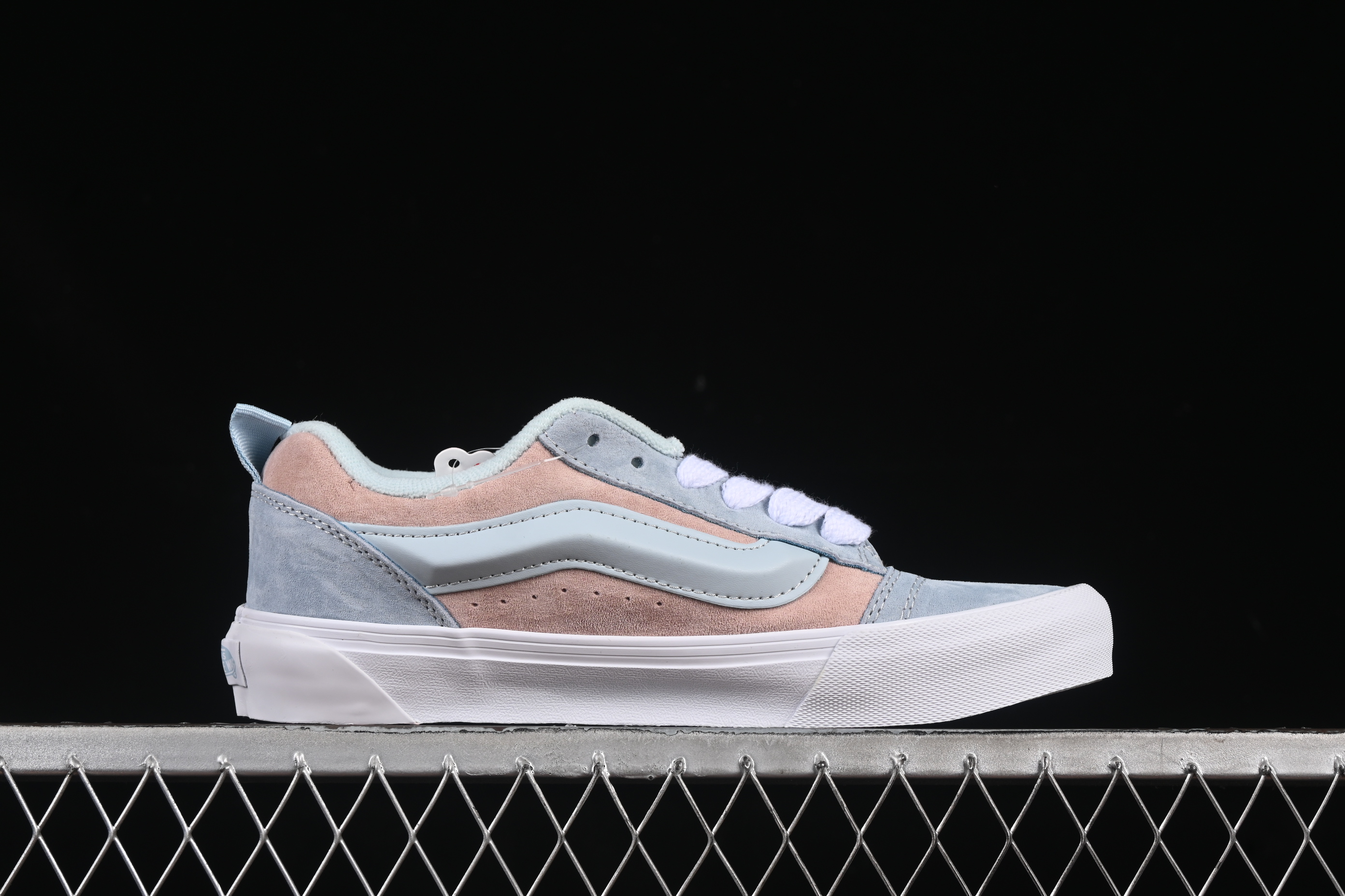 Vans Knu Skool Low-Top Retro Chunky Sneakers - VN0009QCJV6
