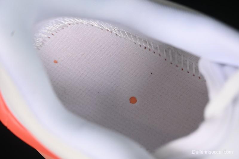 Nike Zoom Fly 6 Lightweight Running Shoes with React Foam and Carbon Fiber Plate - IB6657-108