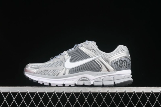 Nike Zoom Vomero 5 SP Classic Retro Casual Running Shoes with EVA Midsole - FJ4151-003