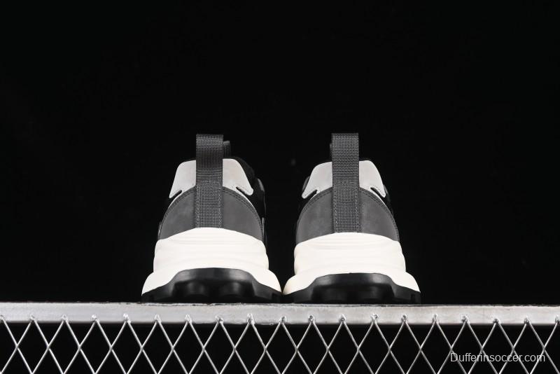 Adidas Thick Sole Waffle Retro Running Shoes with Comfortable Upper and Anti-Slip Sole - 63093901001