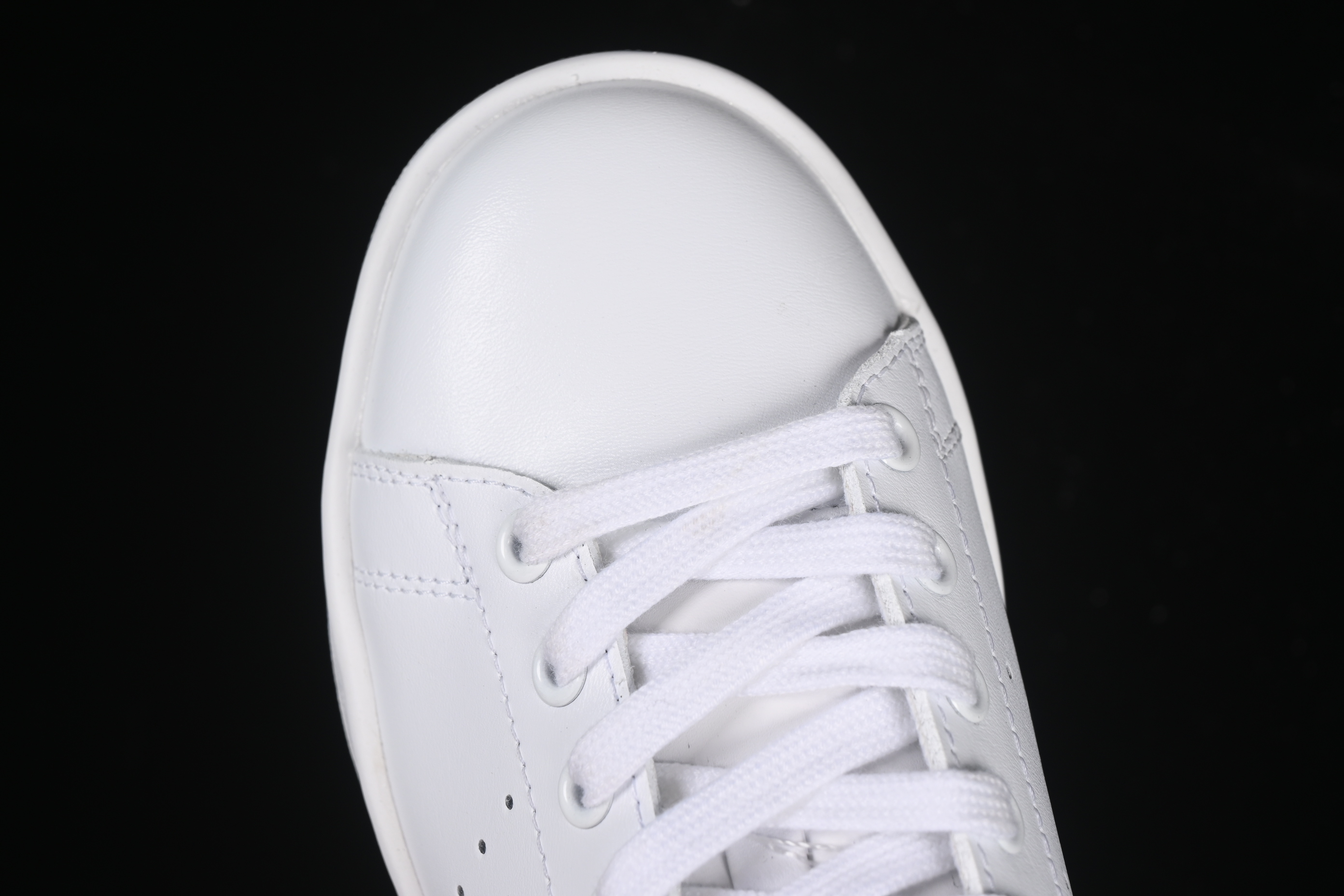 Adidas Stan Smith Classic Evergreen Casual Sneakers - M20323
