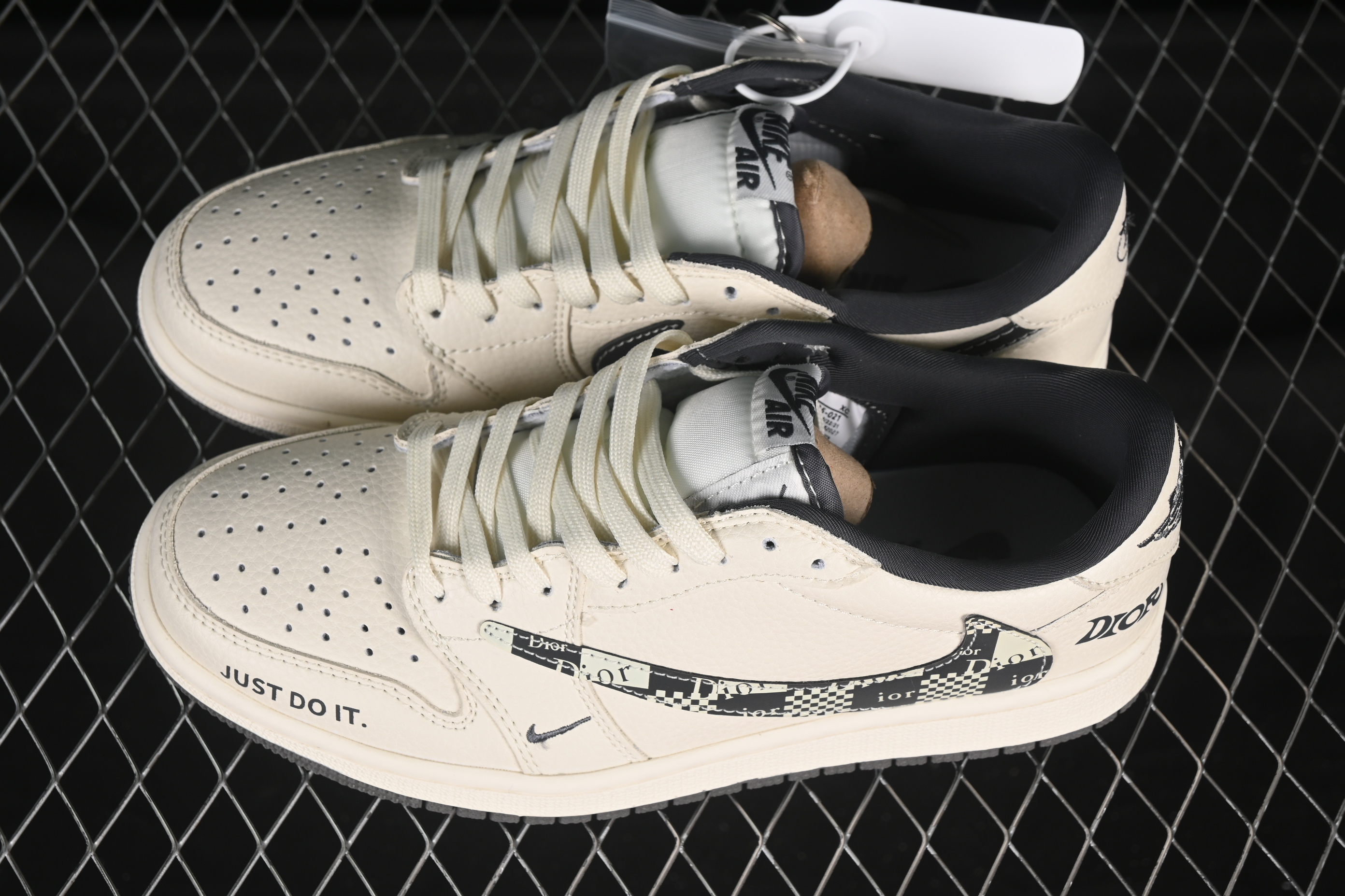 Nike Travis Scott x Fragment Design x Air Jordan 1 Low OG SP AJ1 Dior Collaboration Black Check Swoosh Low-Top Casual Sneakers - LD2025-021