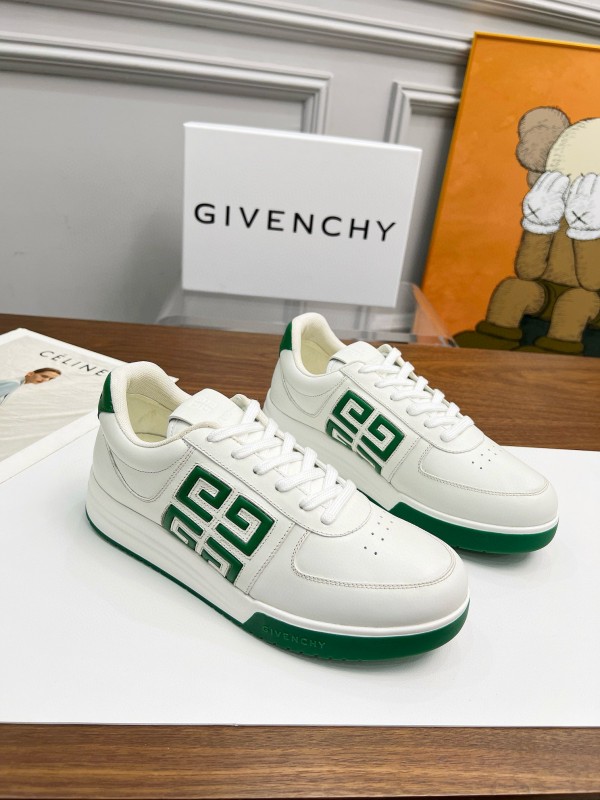 2024 Men Givenchy White Green Leather Sneakers MJ00380