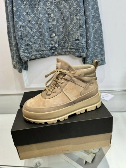 2024 Unisex UGG beige suede leather boots MJ00300