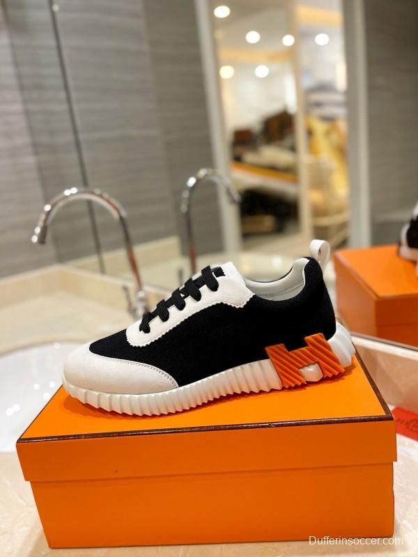 2024 Unisex Hermès Black White Imported Glossy Lambskin Water-repellent Fabric Casual Sneakers MJ00320