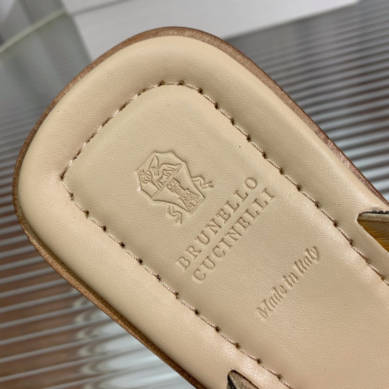 2025/Women Brunello Cucinelli Beige Leather Flat Sandals Handcrafted Chain Detail KFY00300 (F)