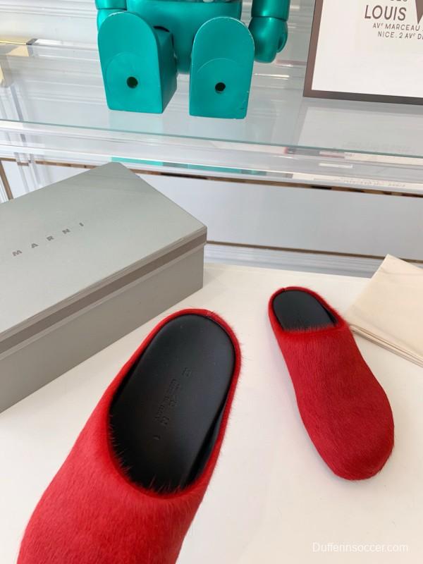 2024 Women Marni Red Pony Hair Mule