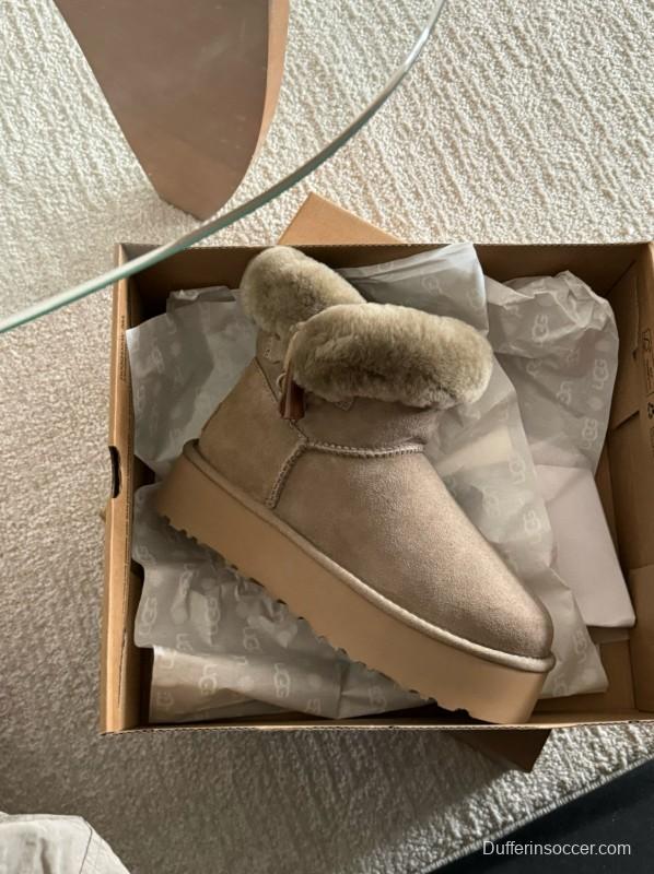 2024 Women UGG Beige Suede Shearling Ankle Boots MJ00170