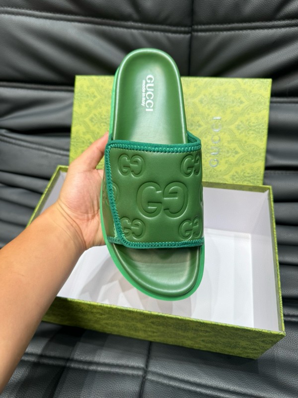 2024 Gucci Green Leather Slippers MJ00200