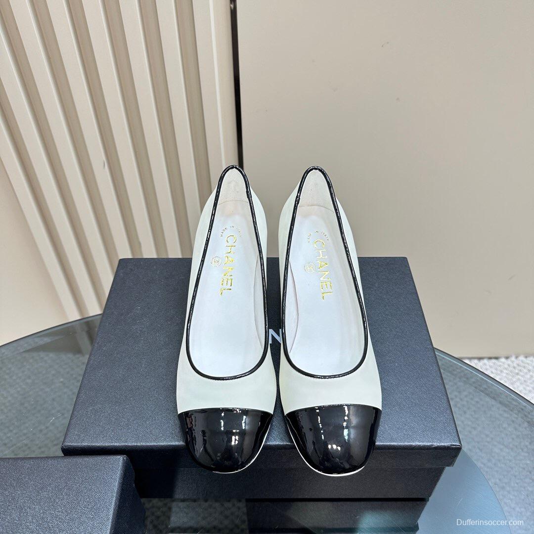 2025 Women Chanel White Black Leather Block Heel Pumps