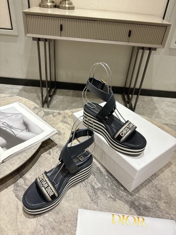2025 Women Dior Black Leather Sandals Christian Dior Logo KFY00280