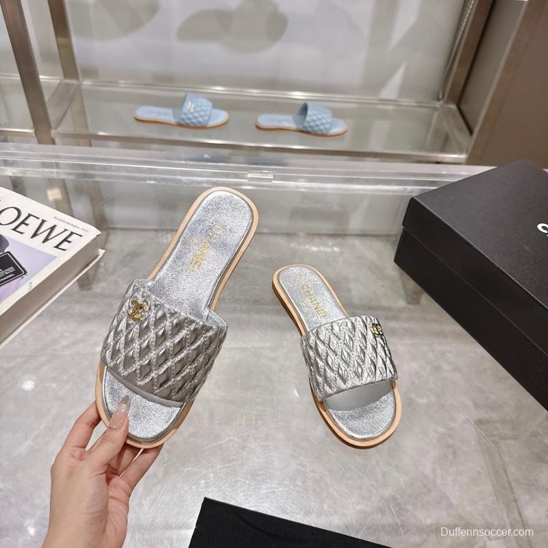 2025 Slippers Chanel Silver Leather Slippers