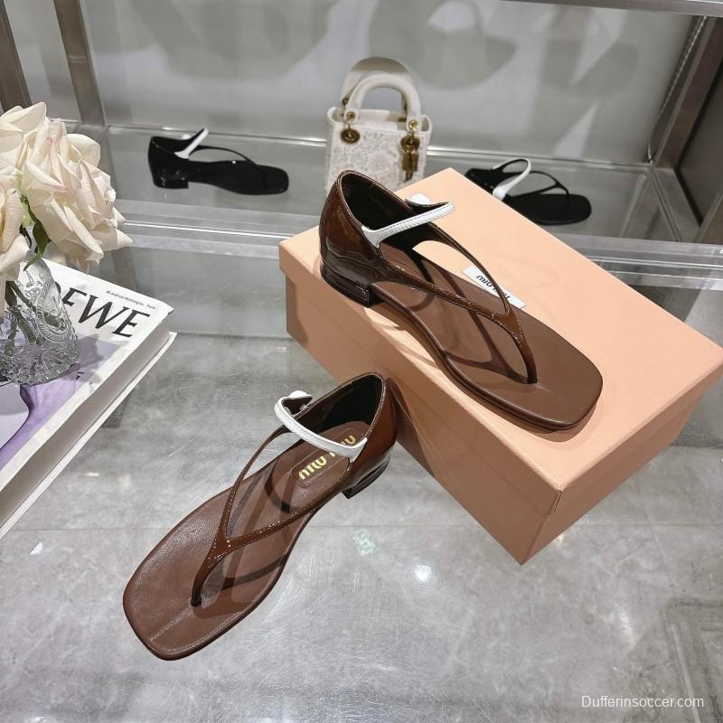 2025 Women Miu Miu Brown Leather T-Strap Flat Sandals KFY00289(F)