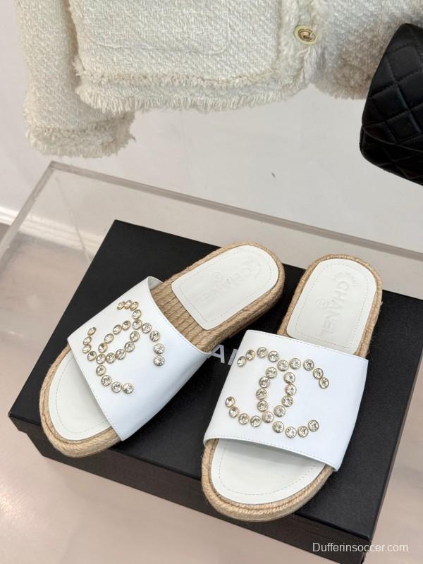 2025 Women Chanel White Leather Slippers Rhinestone KFY00230