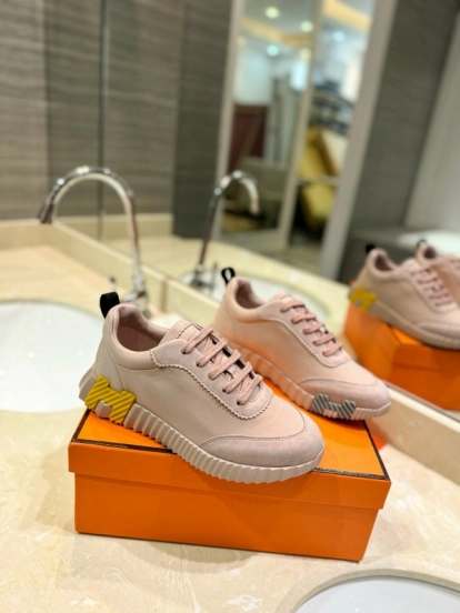 2024 Women Hermès Pink Leather Sneakers
