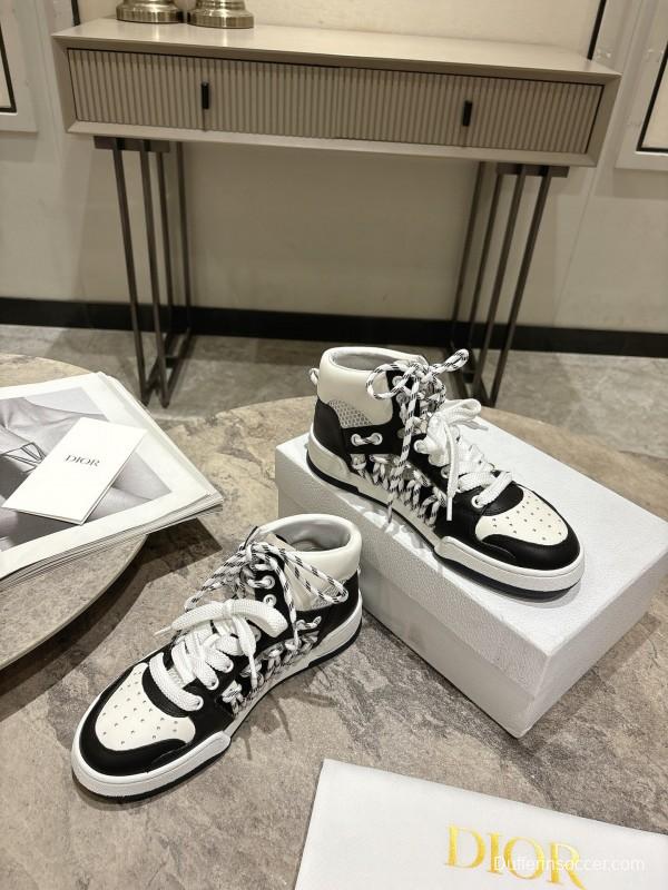 2025 Women Dior Black White Leather Sneakers KFY00340