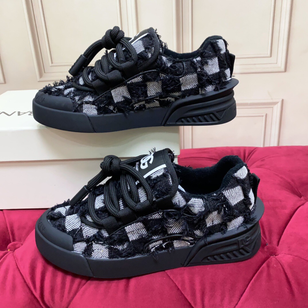 2025 Unisex Dolce & Gabbana Black White Fur Canvas Sneakers