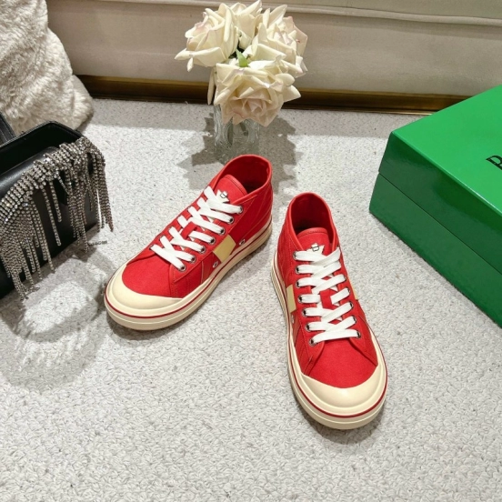 2025 Unisex Bottega Veneta Red Canvas Leather Sneakers Hand Painted LY00