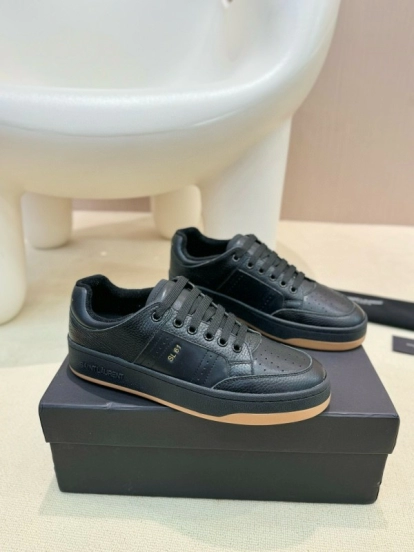 2024 Unisex Yves Saint Laurent Black Silk Grain Leather SL61 Casual Series Perforated MJ00350