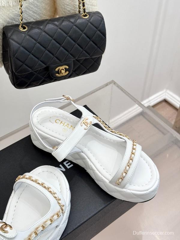 2025 Women Chanel White Leather Sandals Chain Decoration KFY00270