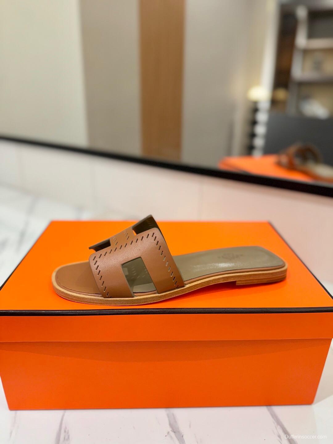 2025 Women Hermès Tan Leather Slippers